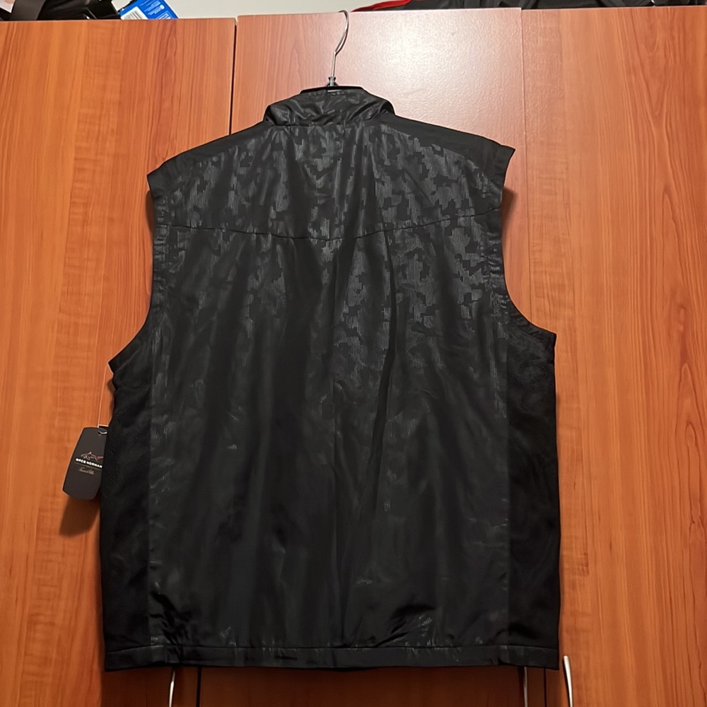 Vest - Picture 4 of 4